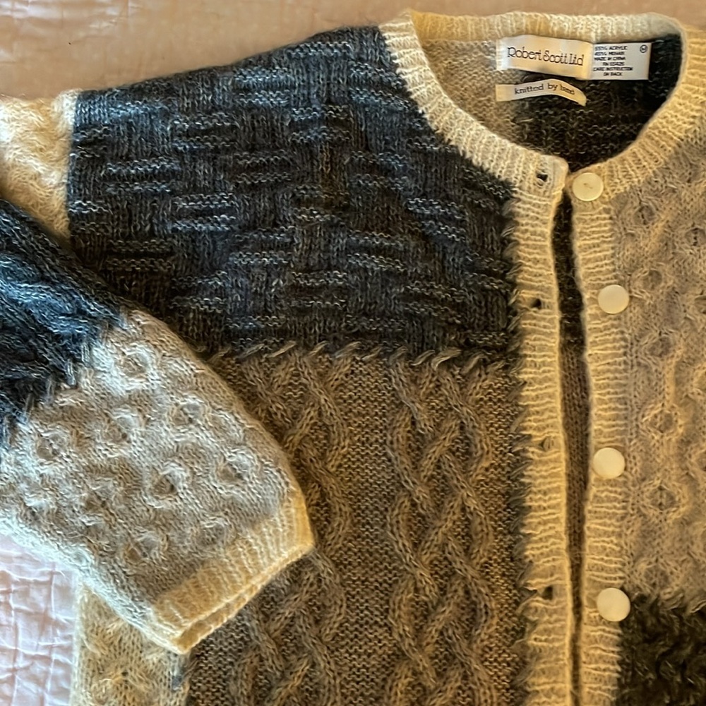 ROBERT SCOTT LTD ~ Gray- cream -button down sweater Mohair & ACRYLIC  hand knit